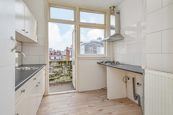 Medium property photo - Johan Gramstraat 48, 2522 XA Den Haag